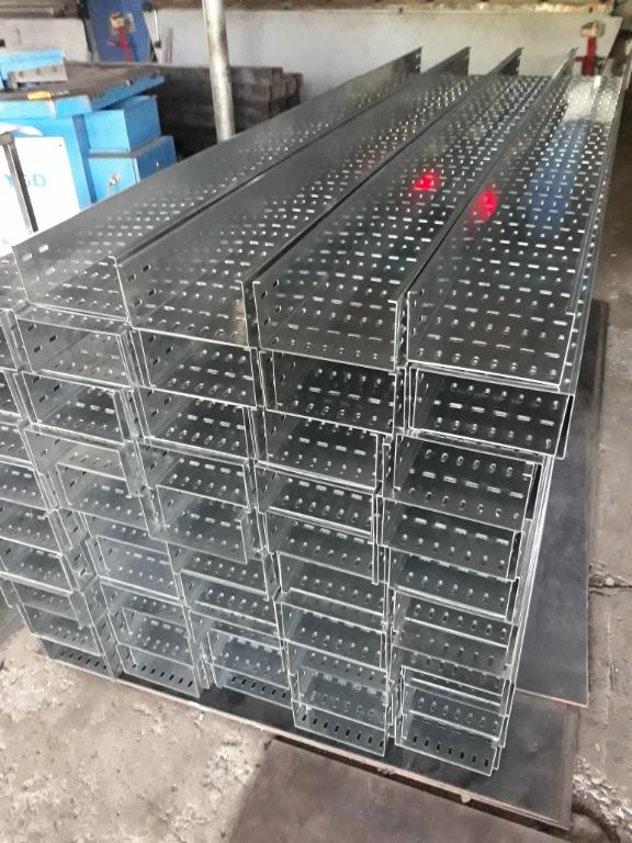PERFORATED CABLE TRAY TYPE